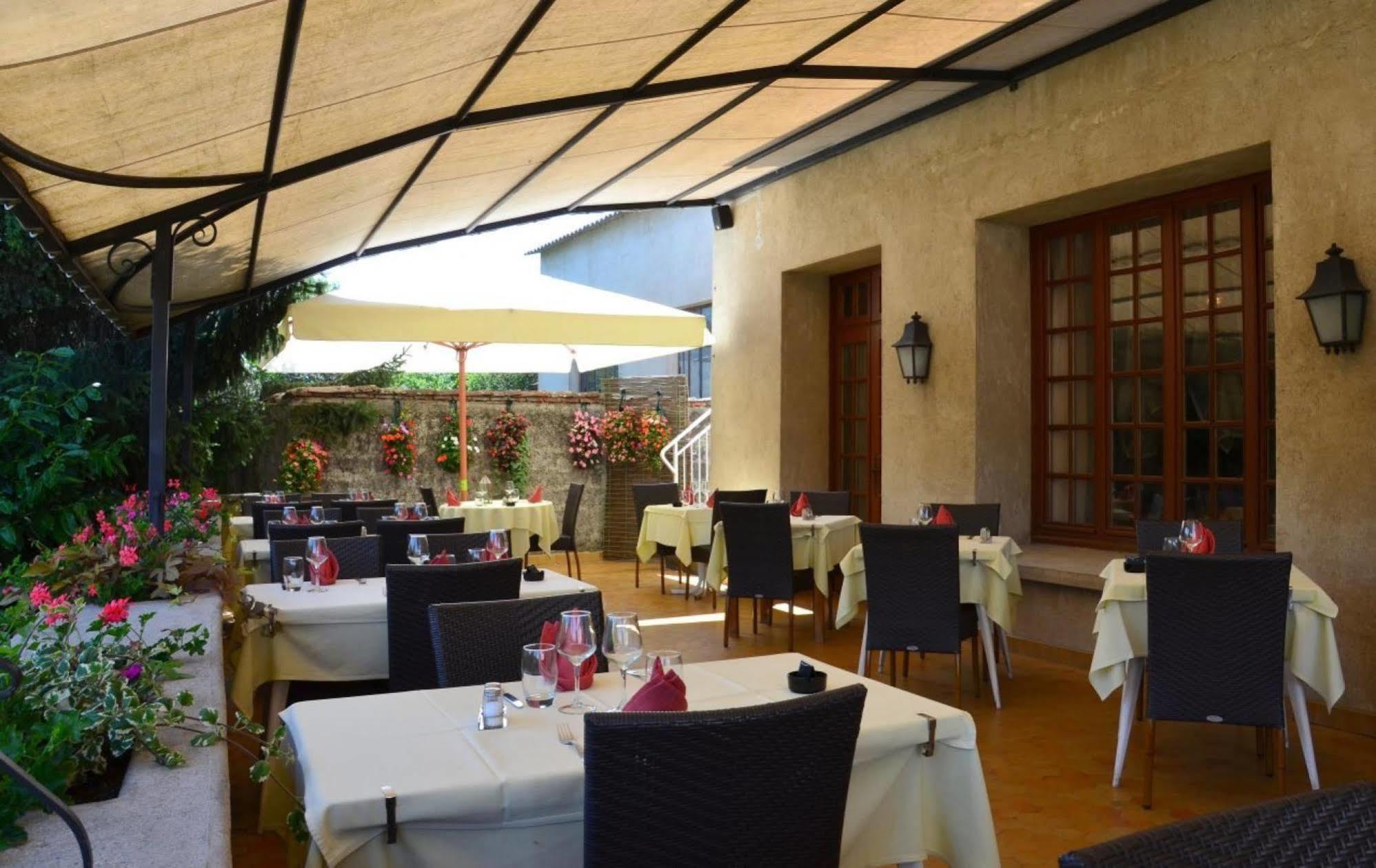 Logis Hotel-Restaurant Le Relais Hauterives Luaran gambar